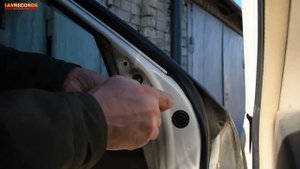 Замена зеркала заднего вида Toyota Vista Ardeo