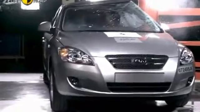 Краш-тест - Kia Ceed 2007 (E-NCAP) смотреть онлайн