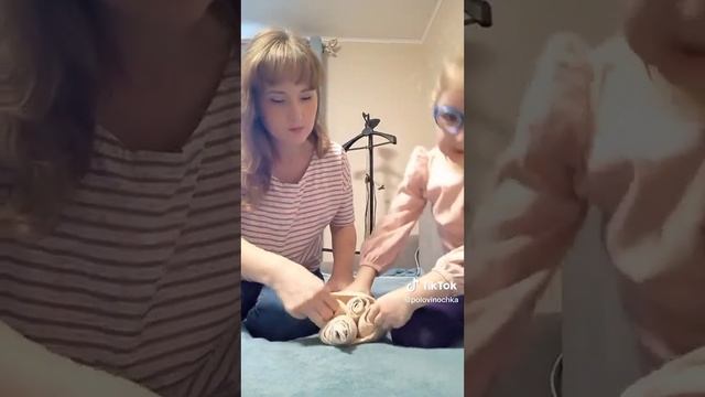 Как сделать из полотенца курицу? #играсребенком  #декор
