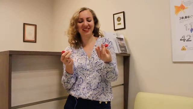 Про индивидуальные наушники рассказывает Эльмира Теркулова, музыкант и композитор смотреть онлайн