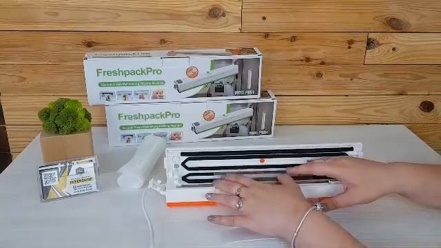 Вакуумный упаковщик продуктов.Обзор на вакууматор. Вакуумные пакеты. Хранение продуктов. Пакеты смотреть онлайн