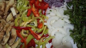 СУШКА ОВОЩЕЙ на зиму , вкусная добавка к рагу ,супам,пирогам.