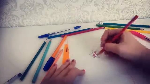 Рисуем фигуры!! Когда нечем заняться в школе смотреть онлайн