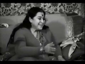 Шри Матаджи поёт с йогами, Сахастрара Пуджа, Париж 1982 05 05, Shri Mataji sing