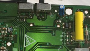 ПОЛЕЗНЫЕ ДЕТАЛИ СО СТАРОГО ТЕЛЕФОНА! РАЗБИРАЕМ ТЕЛЕФОН.