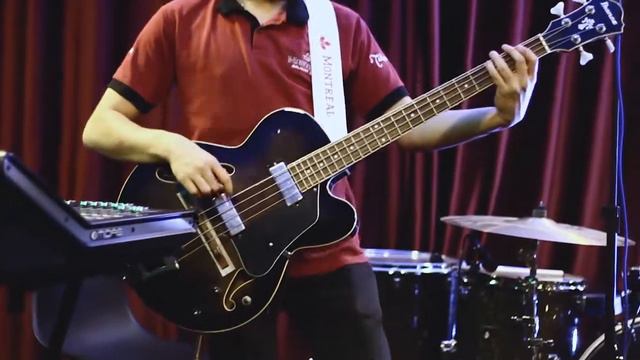 Ibanez AFB-200 Bass | Montreal Music Shop смотреть онлайн