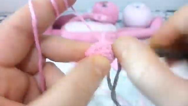 Pembe Panter Amigurumi Yapımı Tarifi 1.Bölüm,DİKİŞSİZ (El,Kol, Ayak, BACAK, Bacak Birleş.ve Gövde 1 смотреть онлайн