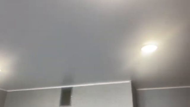 Белые натяжные потолки смотреть онлайн