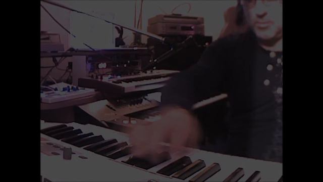 Korg kaossilator pro, M50... I am a Robot смотреть онлайн