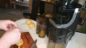 Натуральный апельсиновый сок. Сколько нужно апельсин на стакан сока?