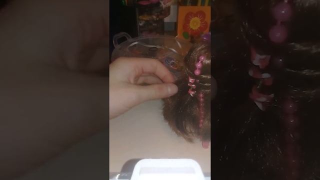 Новогодняя прическа для кукол: мастер класс очень легко и эффектно смотреть онлайн