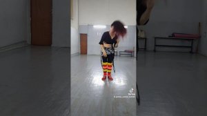 уроки восточного танца (беллиданс). Махи волосами.