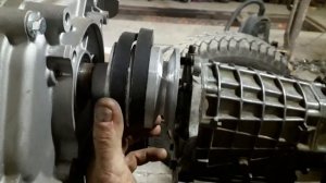 минипогрузчик, установил КПП, примеряю двигатель.