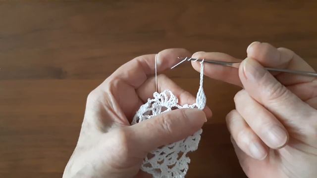 Ażurowa bombka, akryl 8 cm, szydełko. Autor/Author Renia K. Christmas ball crochet tutorial.No.9