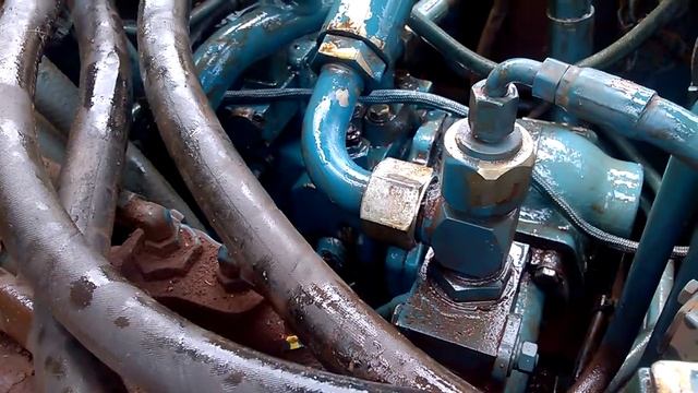 Damaged forklift pump смотреть онлайн