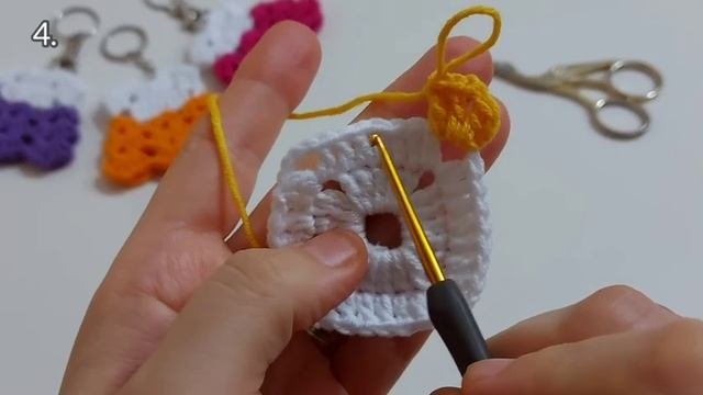 Crochet Mini Dress Keychain / DIY Souvenir / Crochet Keychain Patterns