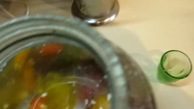 Ферментированный сверх острый соус. смотреть онлайн