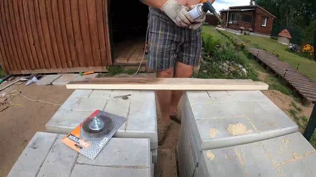 Парящее крыльцо DIY. Как застарить древесину. Фальш отмостка.