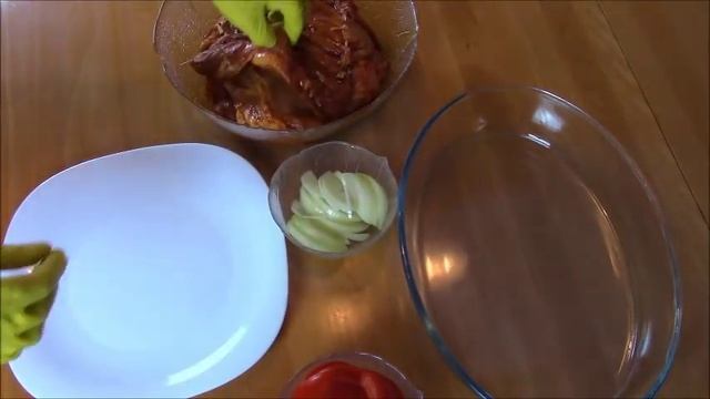 Сочные и нежные куриные окорочка в духовке. Рулетики из куриных окорочков. смотреть онлайн