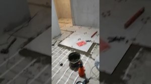 Укладка плитки на пол с тёплым полом