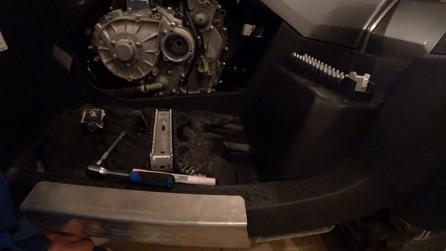 CFORCE 600 замена масла и фильтра в двигателе смотреть онлайн