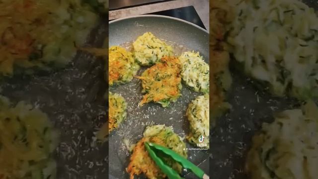 15 минут / Быстро Вкусно / Оладушки из Кабачков (без Яиц)