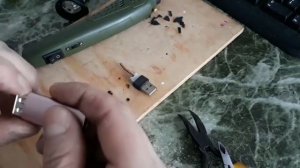 Как сделать USB переходник для безопасной зарядки телефона в общественных местах