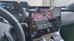 Apple CarPlay и Android Auto на Toyota bZ4X из Китая.
