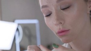 Лучшие цветные линзы для карих глаз- MAXCON Aurora