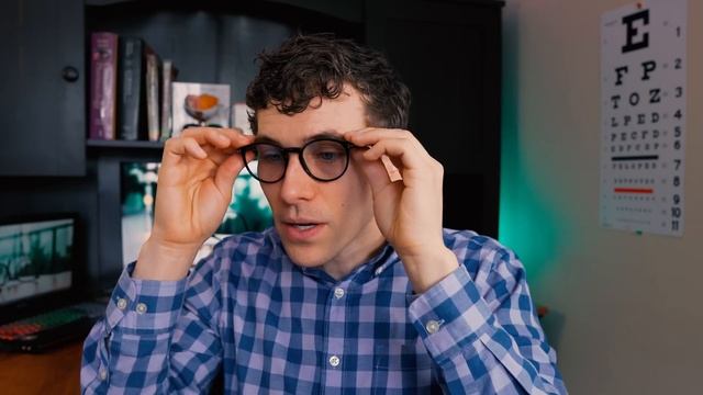 Glasses vs Contacts - Which is Better? смотреть онлайн