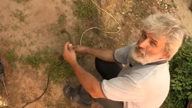 Усовершенствуем удлинитель/Чтобы вилка не выскакивала из розетки