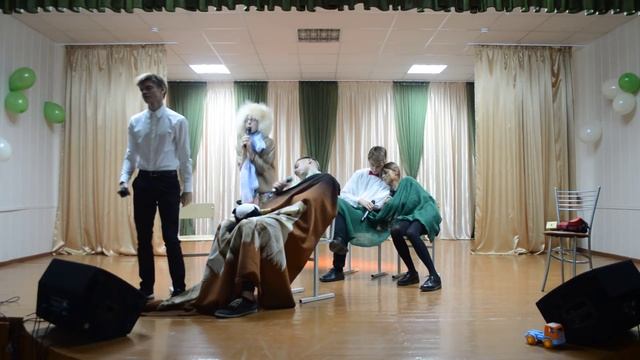 СЦЕНКА БАБУШКА И ИИИГОРЬ СШ№14 г. БРЕСТ День матери смотреть онлайн