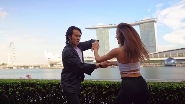 Bachata Social Dance / Simal & Wilson - Lejos смотреть онлайн