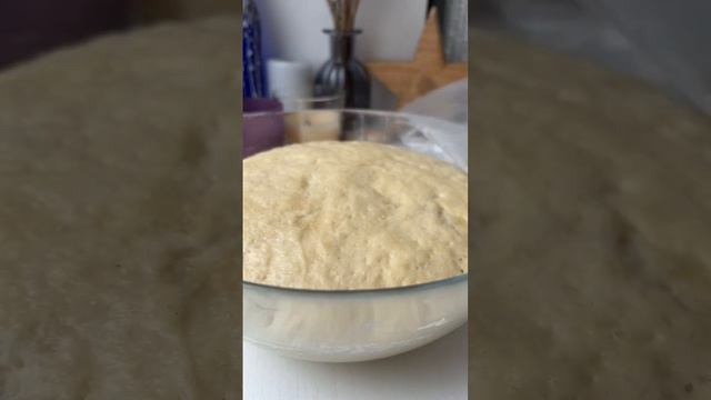 Сахарные плюшки с корицей #плюшки #выпечкарецепт #дрожжеваявыпечка смотреть онлайн