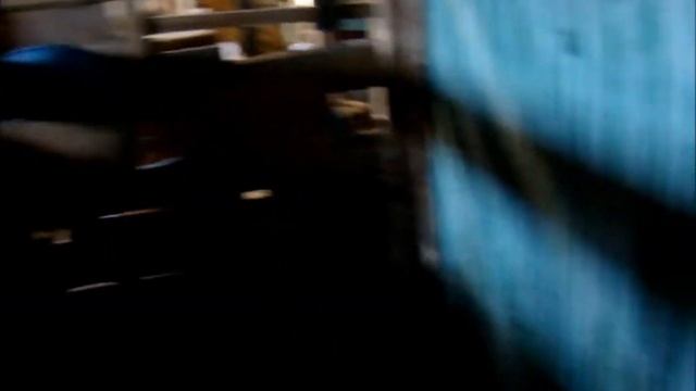 Накатный потолок и солома Выживание Уральской зимой свиньям, овцам, уткам//Сельское подворье// смотреть онлайн