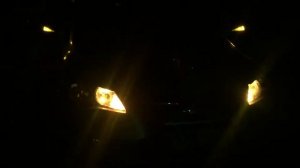 Работа оранжевых габаритов с поворотниками