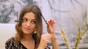 Прическа за 10 минут: романтичный образ на длинные и средние волосы [Настоящая Женщина]