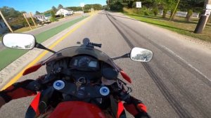 CBR600RR VS CBR600F4I