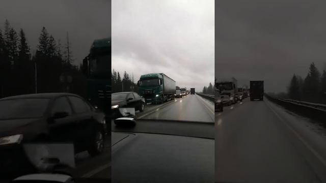 Ремонт дороги, вот какая пробка смотреть онлайн