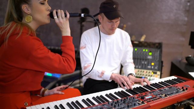 CHRISTIANE - Fire On Fire LIVE (Sam Smith Cover)