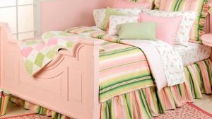СОВМЕЩАЕМ РОЗОВЫЙ И ЗЕЛЕНЫЙ В СПАЛЬНЕ, ДЕТСКОЙ И ГОСТИНОЙ