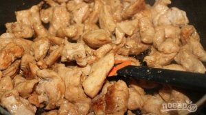 Куриная грудка с шампиньонами в сливках