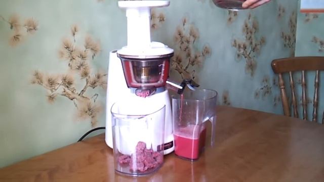 Получение гранатового сока путем прямого холодного отжима смотреть онлайн