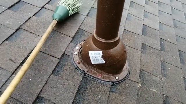 Разделка трубы на мягкой кровле!!! смотреть онлайн