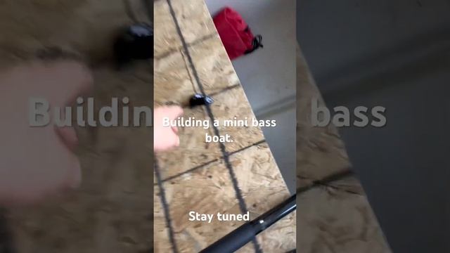 Building a mini Bass boat. Float test FAIL! смотреть онлайн