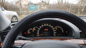 Mersedes-Bens w220 плохо заводится с первого раза.