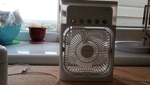 Жара. MINI COOLING FAN. Кайф.