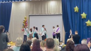 ВАЛЬС на ПОСЛЕДНЕМ ЗВОНКЕ от выпускников 9А и 9Б! Выпускники 9-ых классов представляют!!