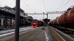 Отправление электропоезда ЭД9М 0132 от станции Хабаровск.