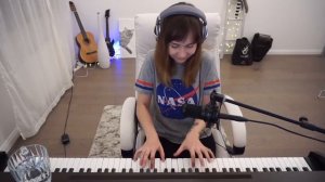 Ксюша Зануда играет на стриме 14.05.2019